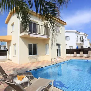  Villa Seabreeze By Trulycyprus Cyprus